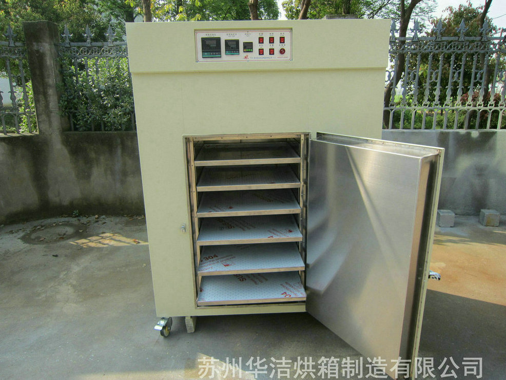 潔凈烘箱的隔熱層到底多厚呢？